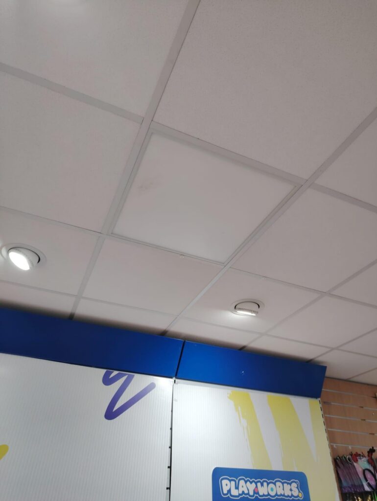 Lights And Sockets 10